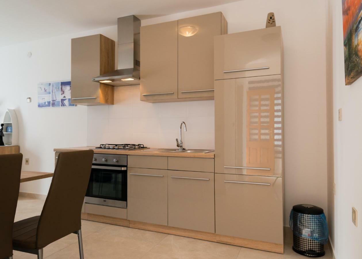 Apartments Alma Crveni Vrh Dış mekan fotoğraf